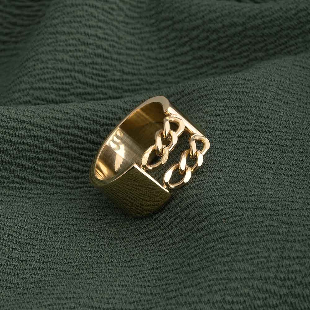 Chunky Gold Chain Ring