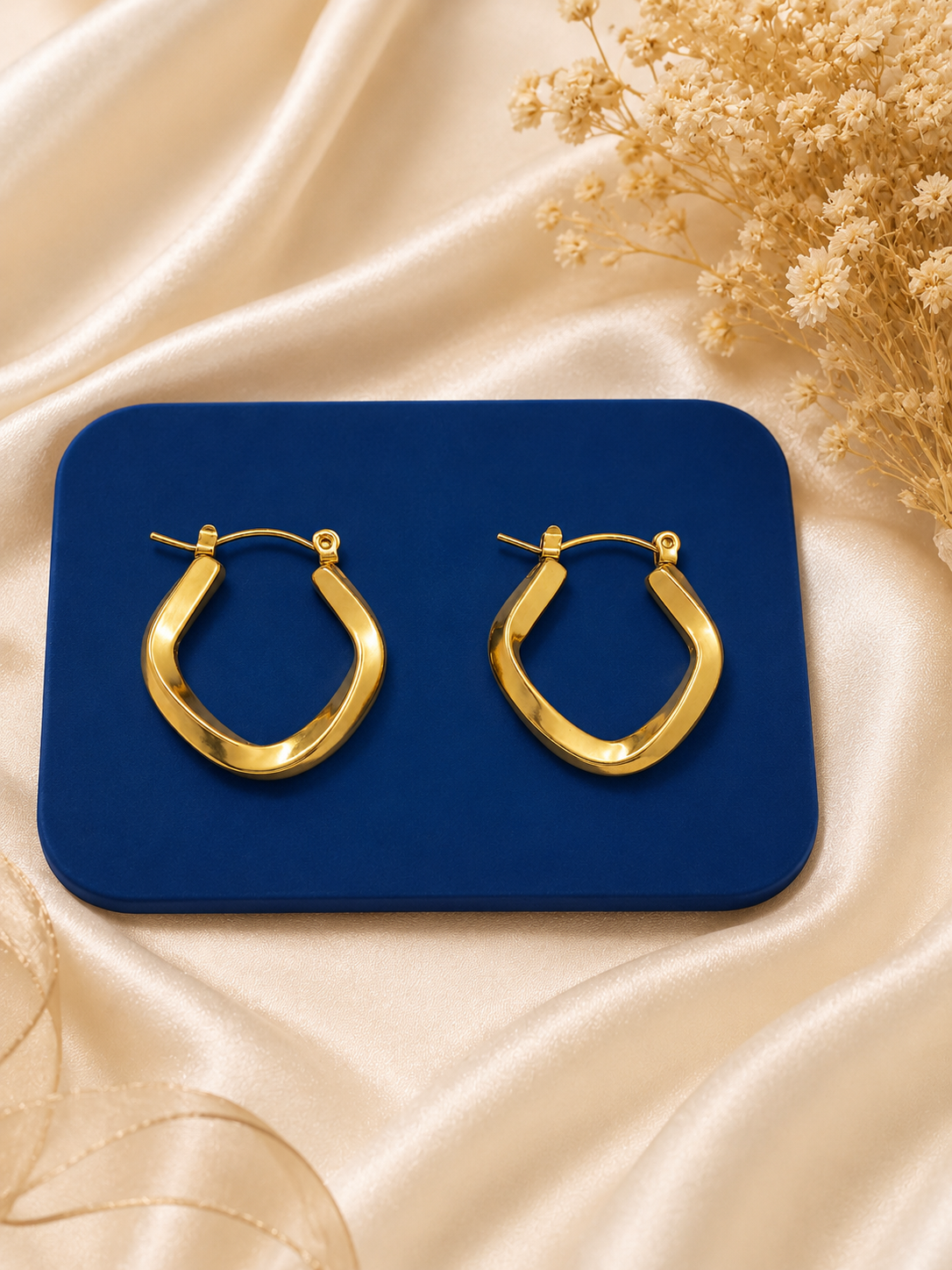 Sculpted Wave Hoops