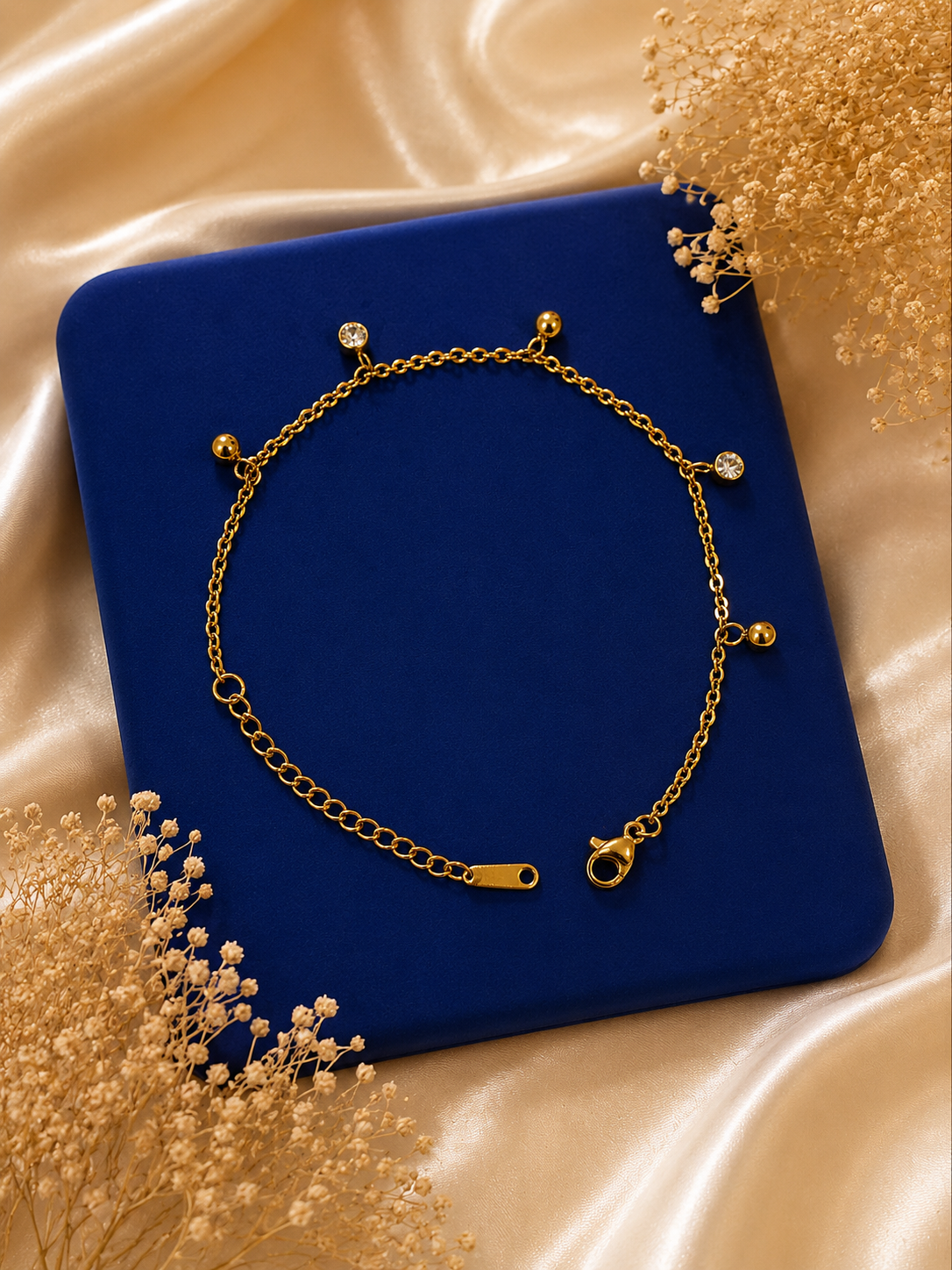 Starlet Charm
